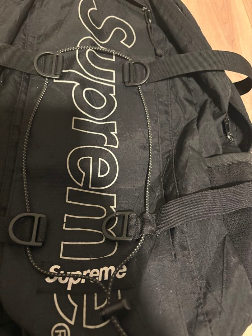 な*な様 Supreme ブラック リュック