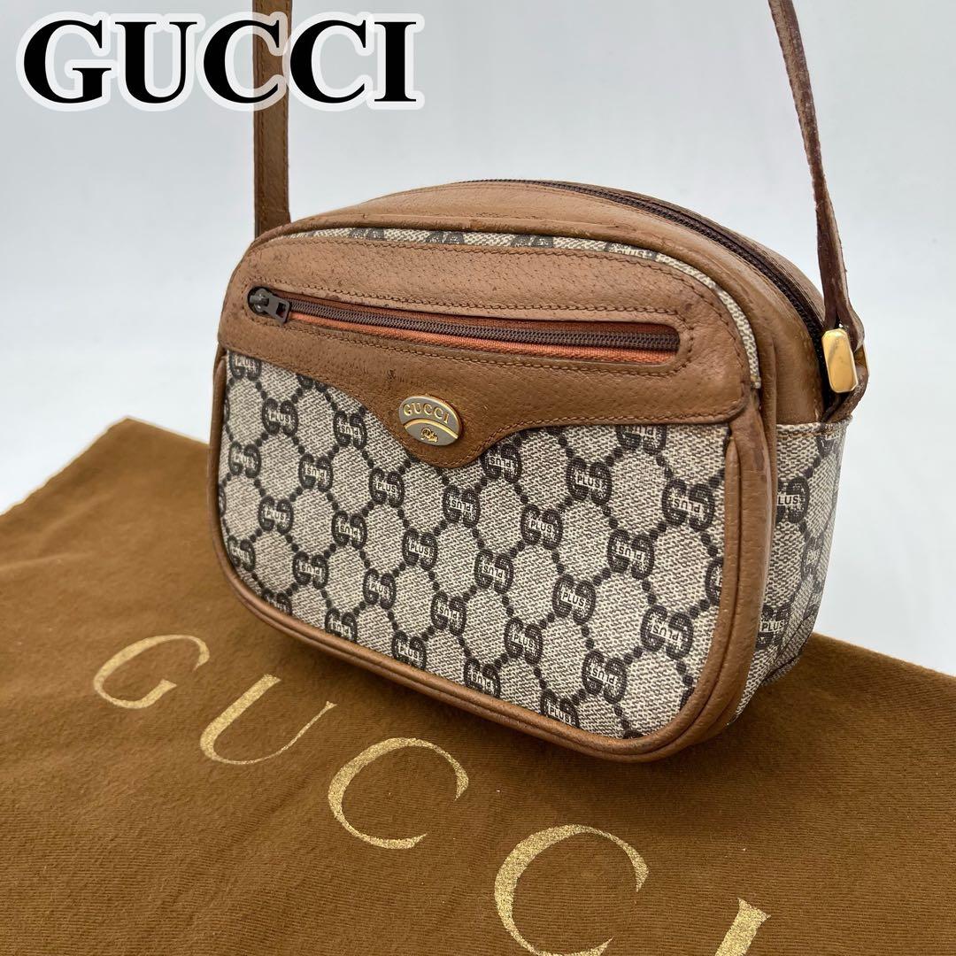 GUCCI ショルダーバッグ ポシェット 斜めがけ GGプラス ロゴ金具 PVC