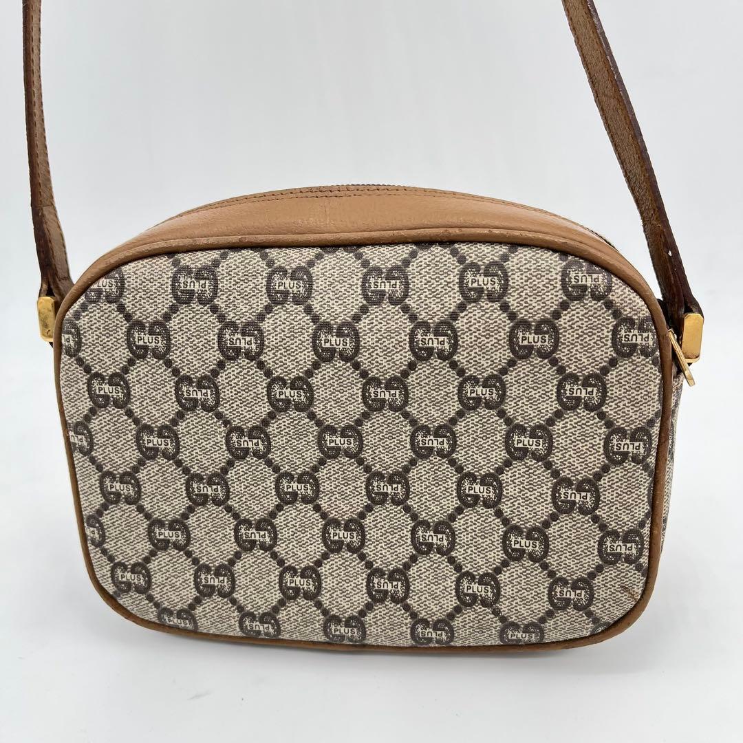 GUCCI ショルダーバッグ ポシェット 斜めがけ GGプラス ロゴ金具 PVC