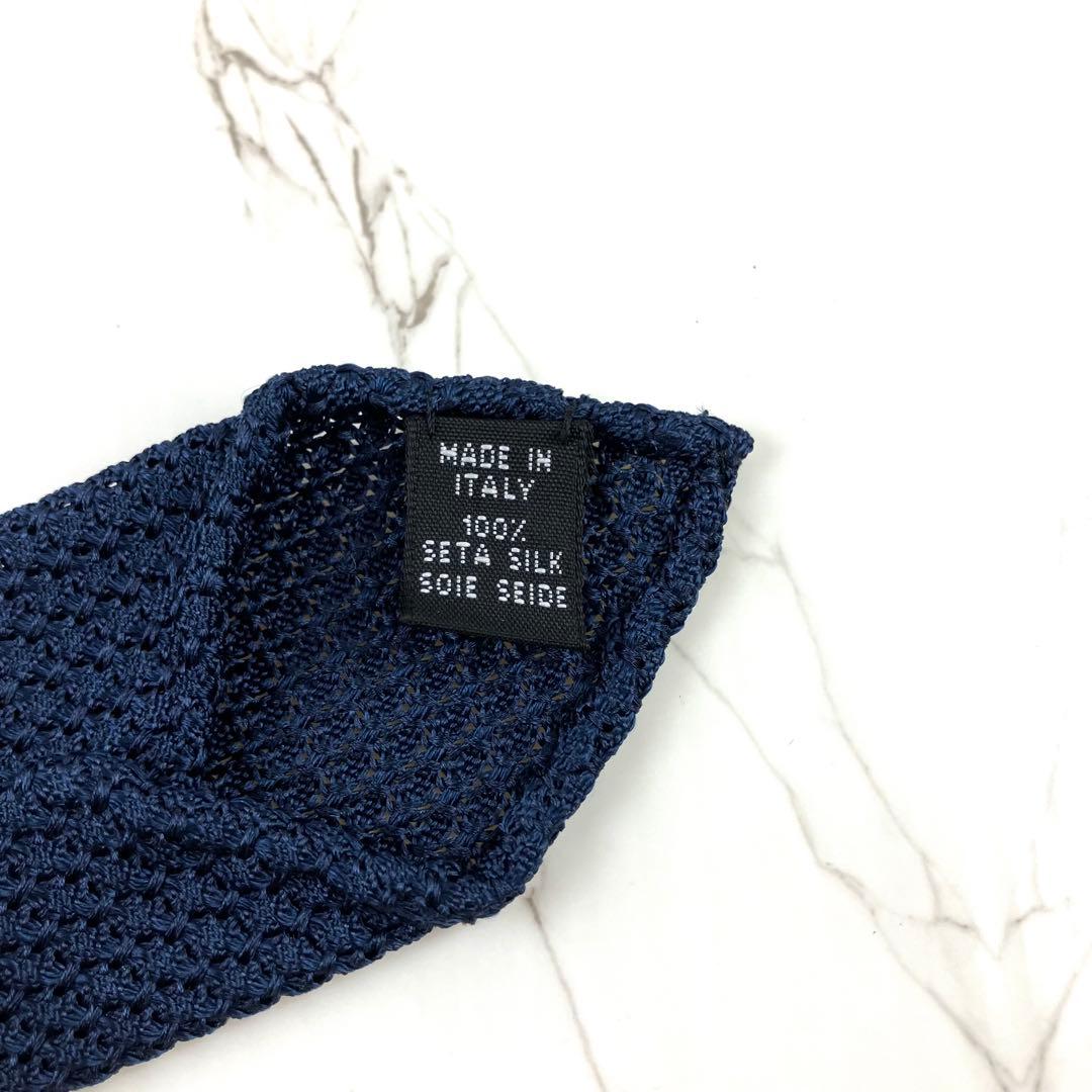 美品　タイユアタイ　ネクタイ　セッテピエゲ　ソリッド　ジャガード　ネイビー