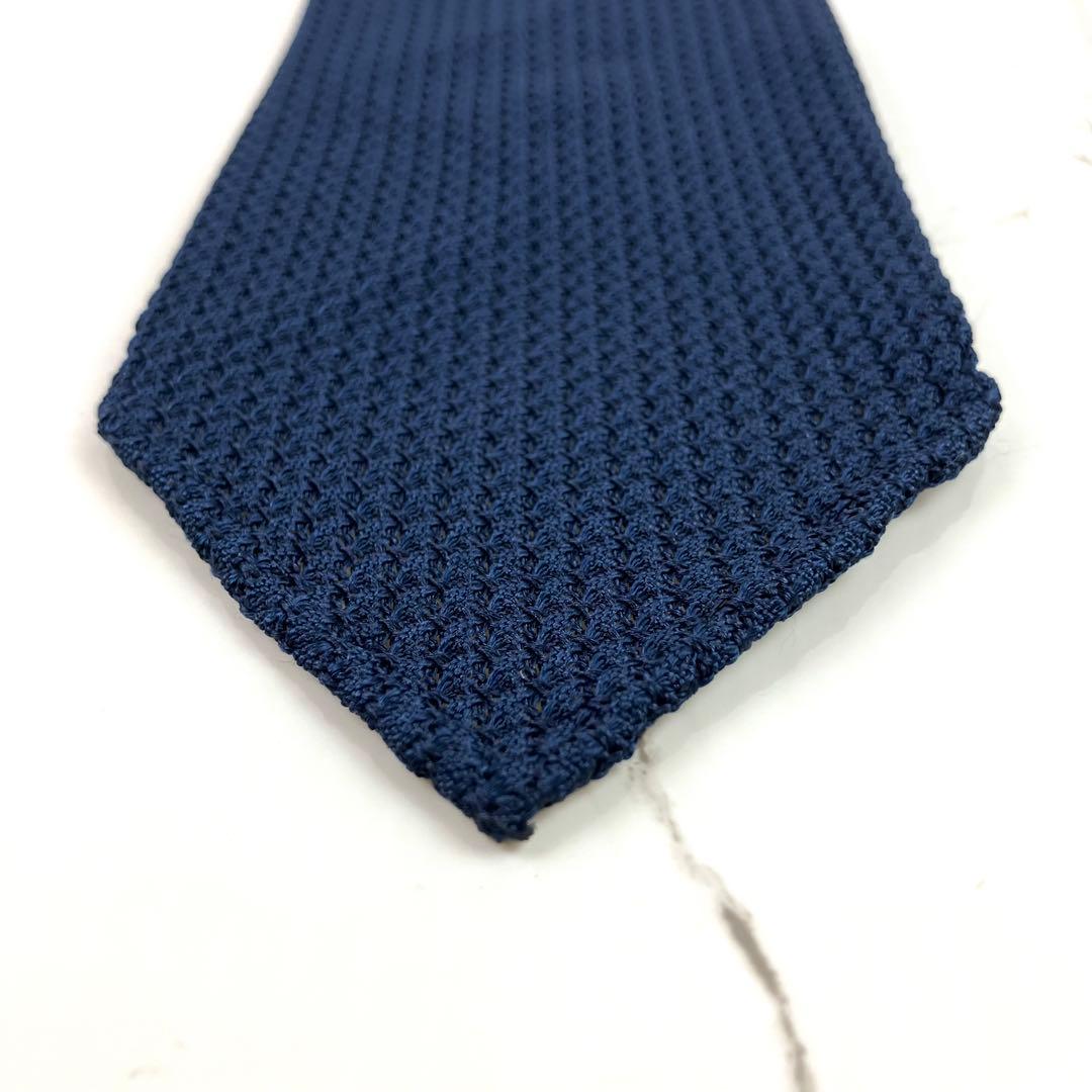 美品　タイユアタイ　ネクタイ　セッテピエゲ　ソリッド　ジャガード　ネイビー