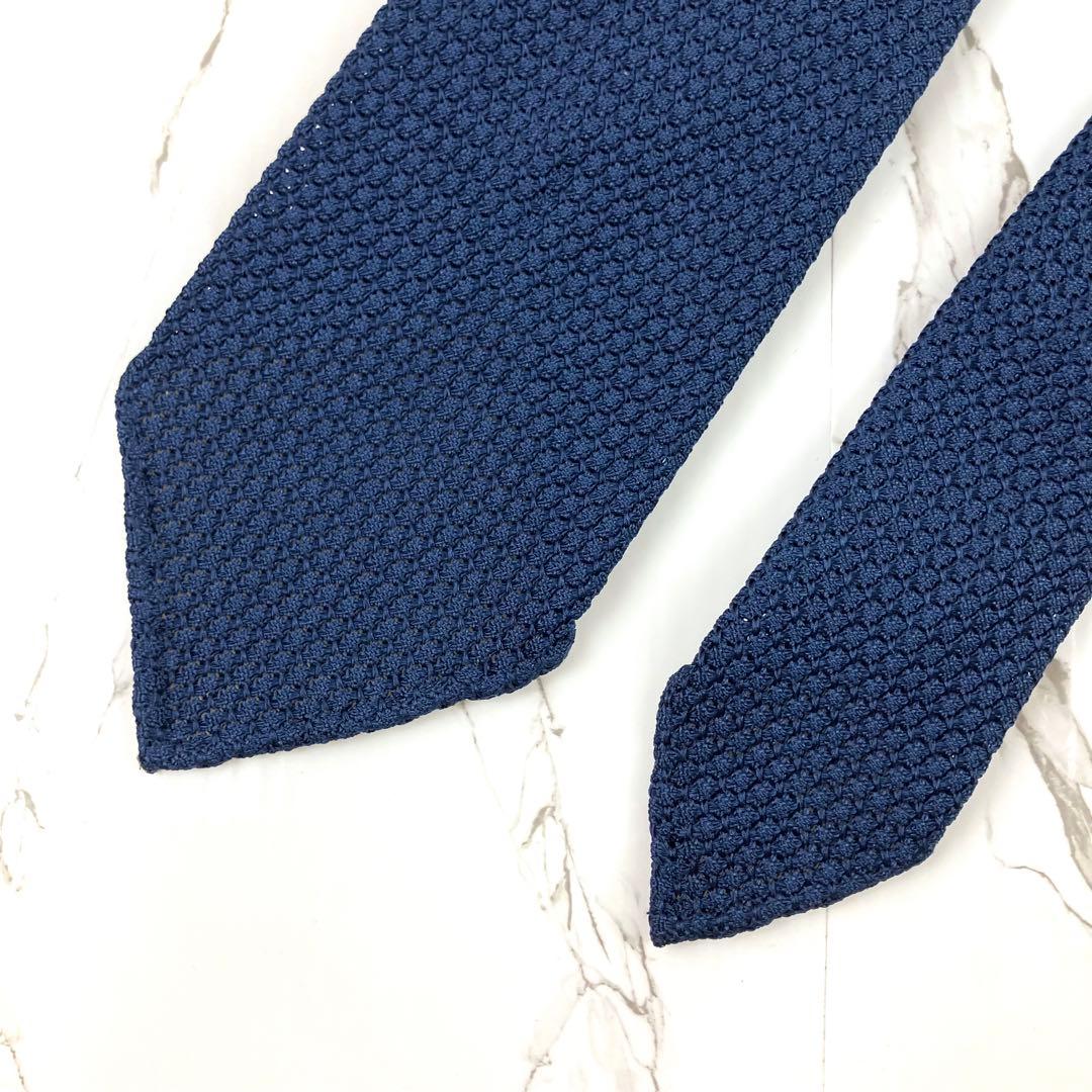 美品　タイユアタイ　ネクタイ　セッテピエゲ　ソリッド　ジャガード　ネイビー