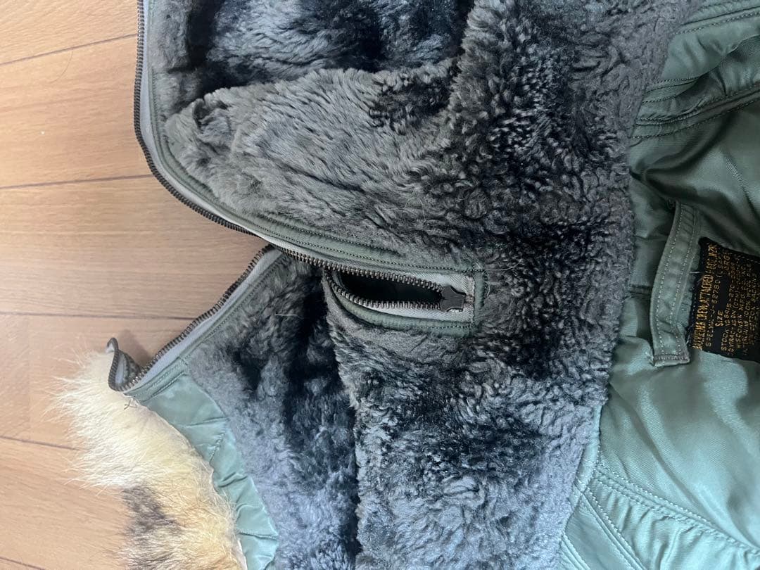 オリーブ色n2b MA1フライトジャケットファー70s短丈