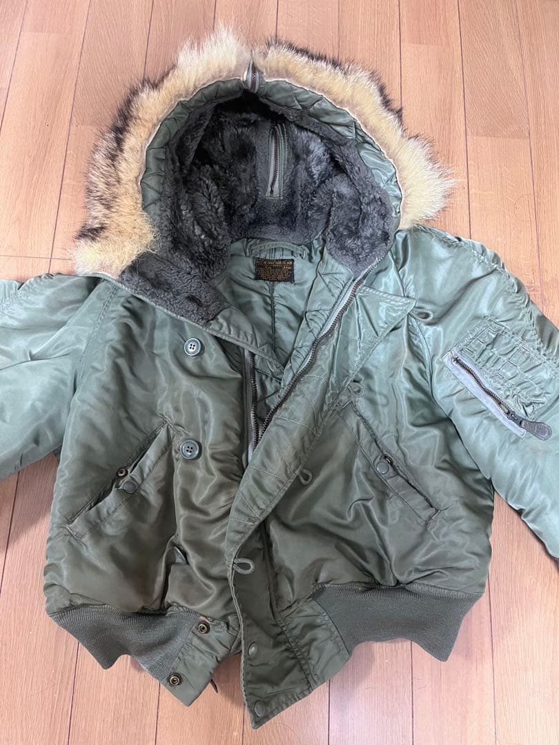 オリーブ色n2b MA1フライトジャケットファー70s短丈