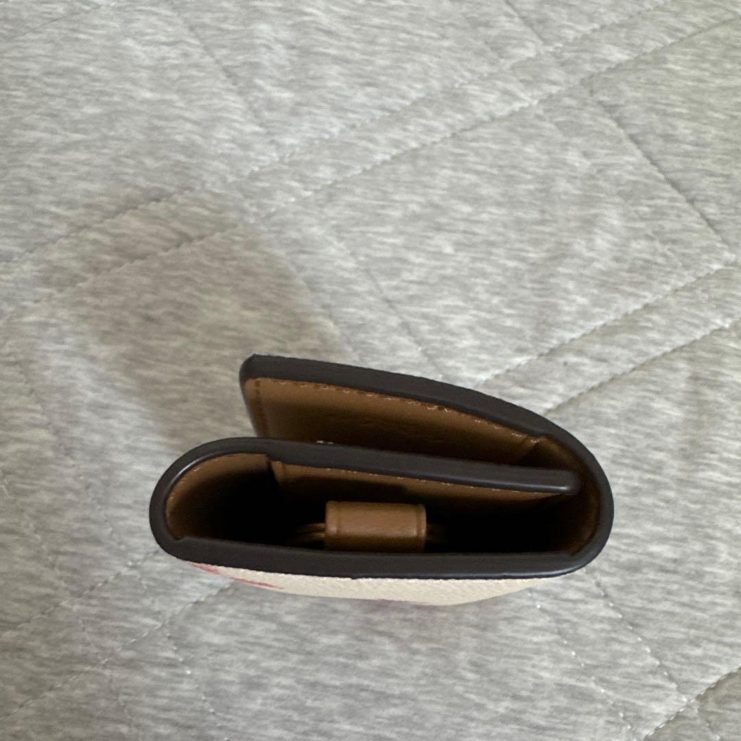 COACH 花柄キーケース