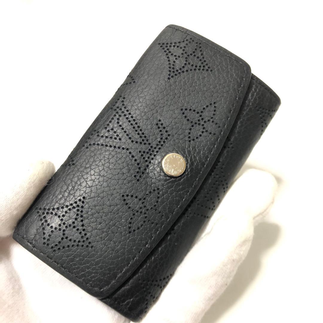 【美品】LOUISVUITTONヴィトン マヒナ　キーケース　4連