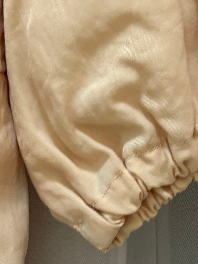 新品さえらアンリコ後ろリボン可愛いエプロン❤️おまけ薄ピンク系中古ポテチーノ割烹着