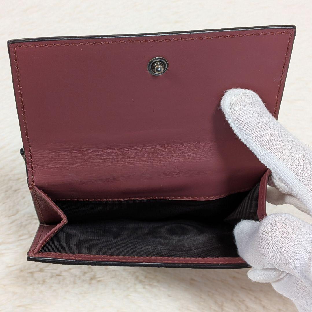 極美品✨️グッチ 二つ折り財布 GGブルームス GGスプリーム Wホック 箱あり