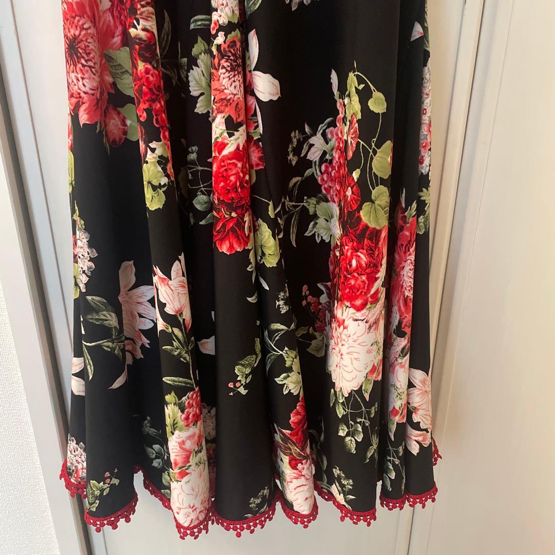 フラメンコスカート 花柄 黒