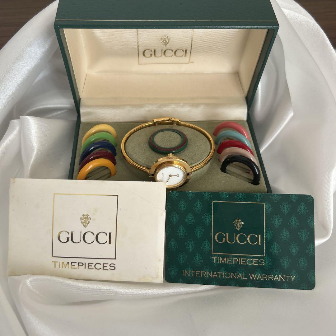 GUCCI 腕時計(クォーツ) カラーベゼル付き