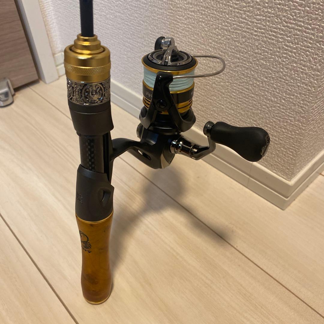 SHIMANO SAHARA C2000S リール ロッド、ライン付き！