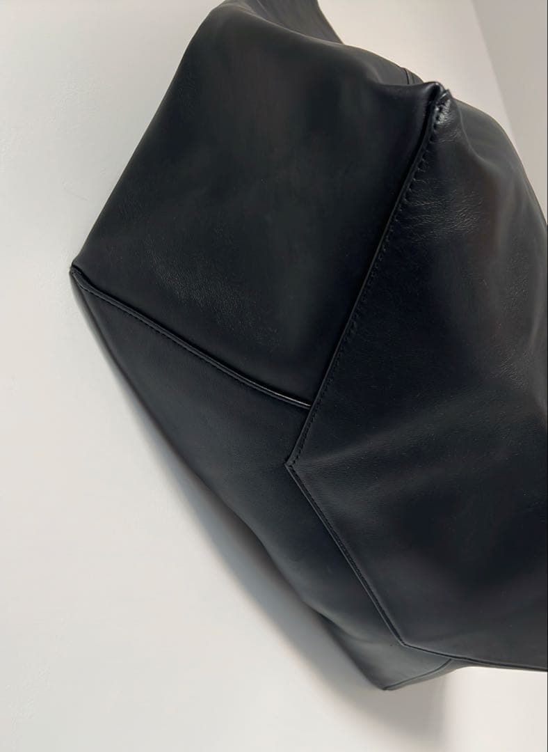 セリーヌ トートバッグ レザー ホリゾンタルカバ 黒 ブラック 保存袋付 旧ロゴ