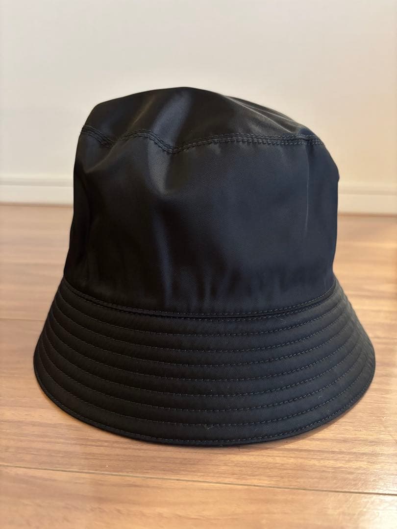 PRADA プラダ 三角ロゴ 金具 バケットハット 帽子 サイズM ブラック
