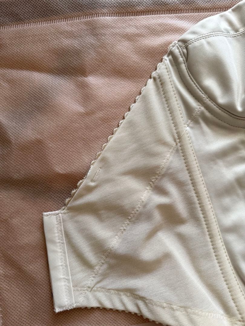 ブライダルボーテ　ビスチェ＆ガードル