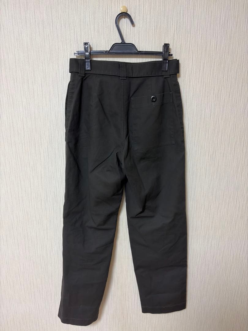 MHL. ベルト付きワークパンツ