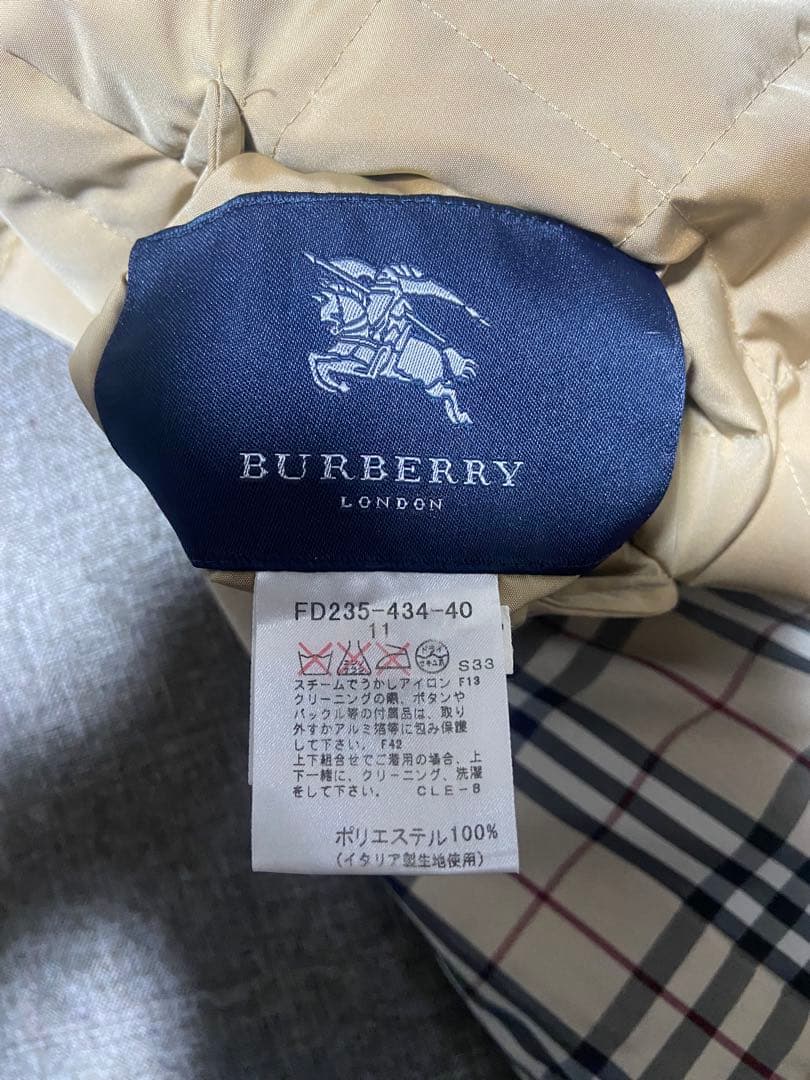 Burberry チェック柄 キルティングベスト