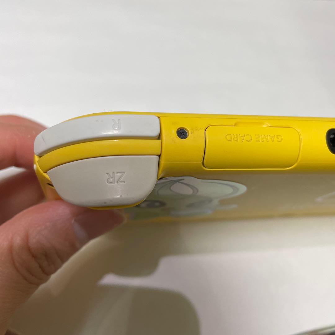 Switchライト　イエロー　本体