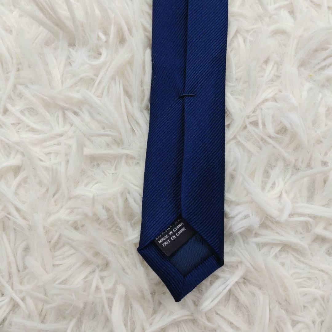 トミーヒルフィガー 高級シルクネクタイ ストライプ柄 ネイビー