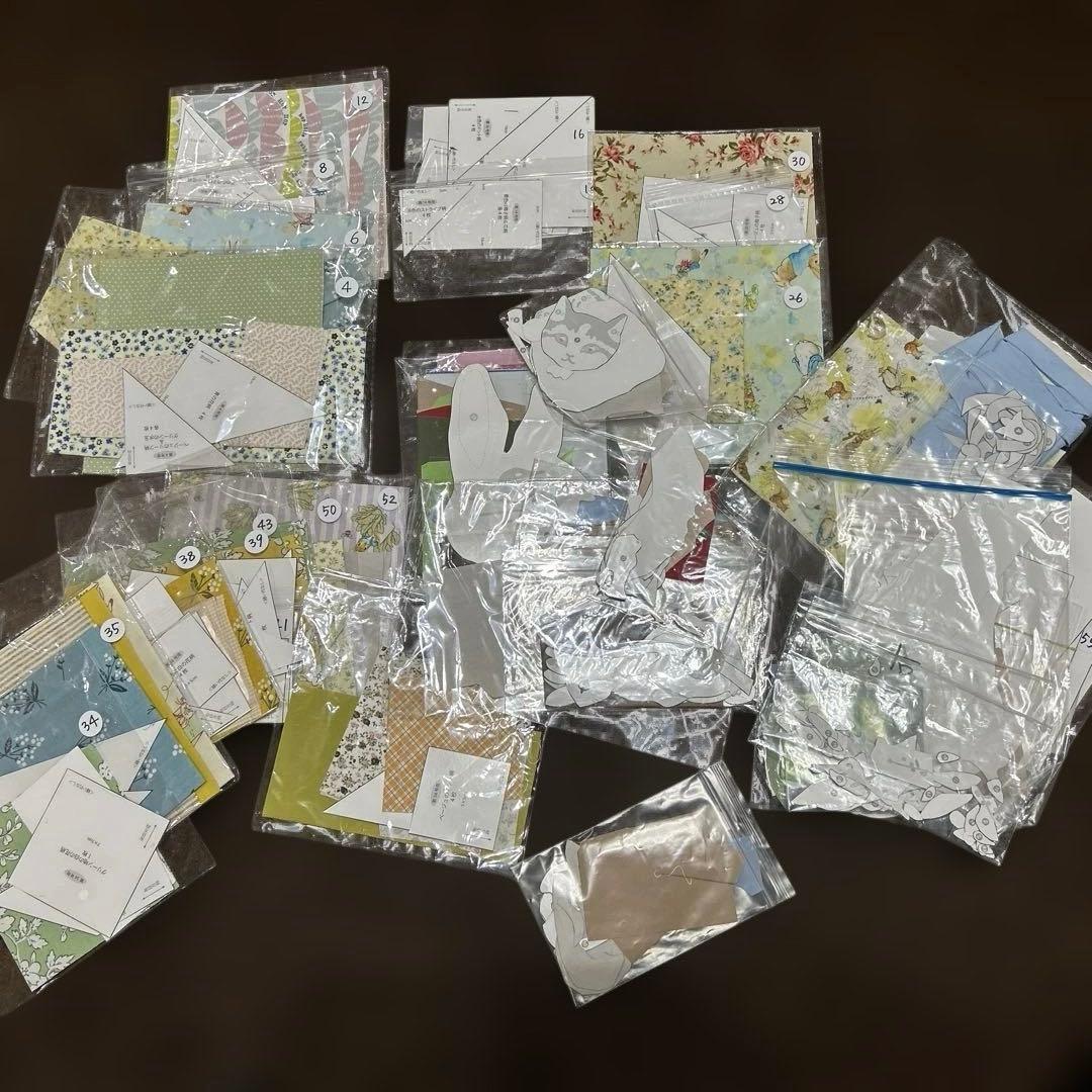 【中古】ピーターラビットキルト1〜60号冊子のみ　バインダー2冊　おまけ付