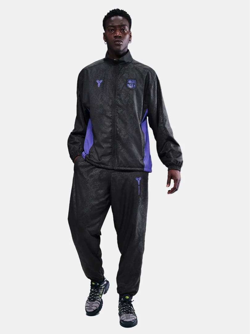 正規品　ナイキ FCバルセロナ x コービー・ブライアント　ジャケット日本未発売