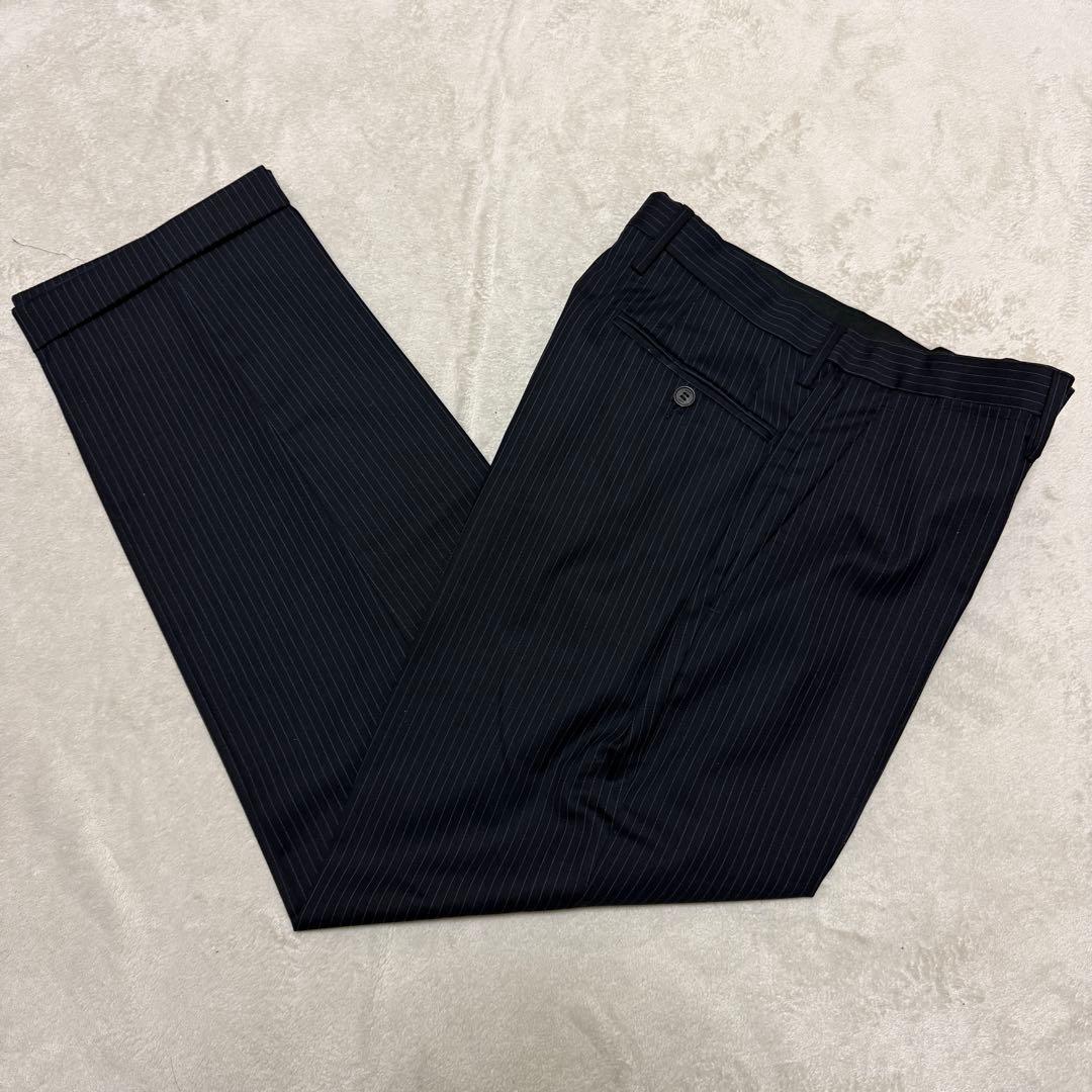 美品　グッチ　スーツセットアップ　ストライプ　黒　M位