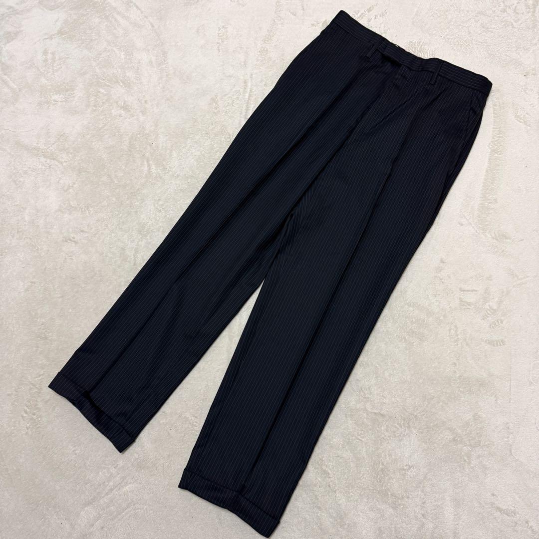 美品　グッチ　スーツセットアップ　ストライプ　黒　M位