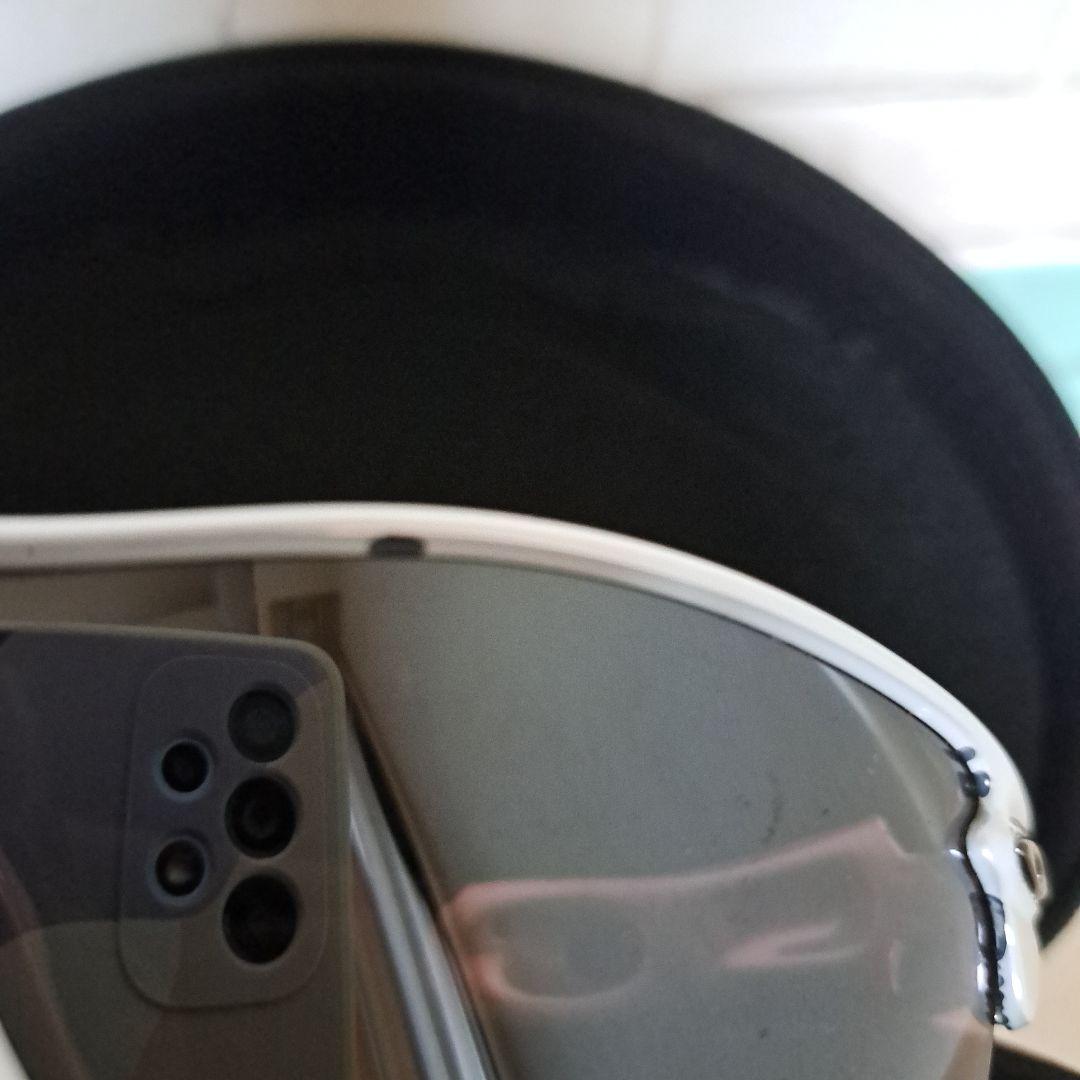 Oakley シルバー ミラーゴーグル ケース付き