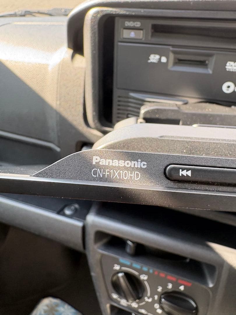 Panasonic CN-F1X10HD 10インチカーナビ中古美品