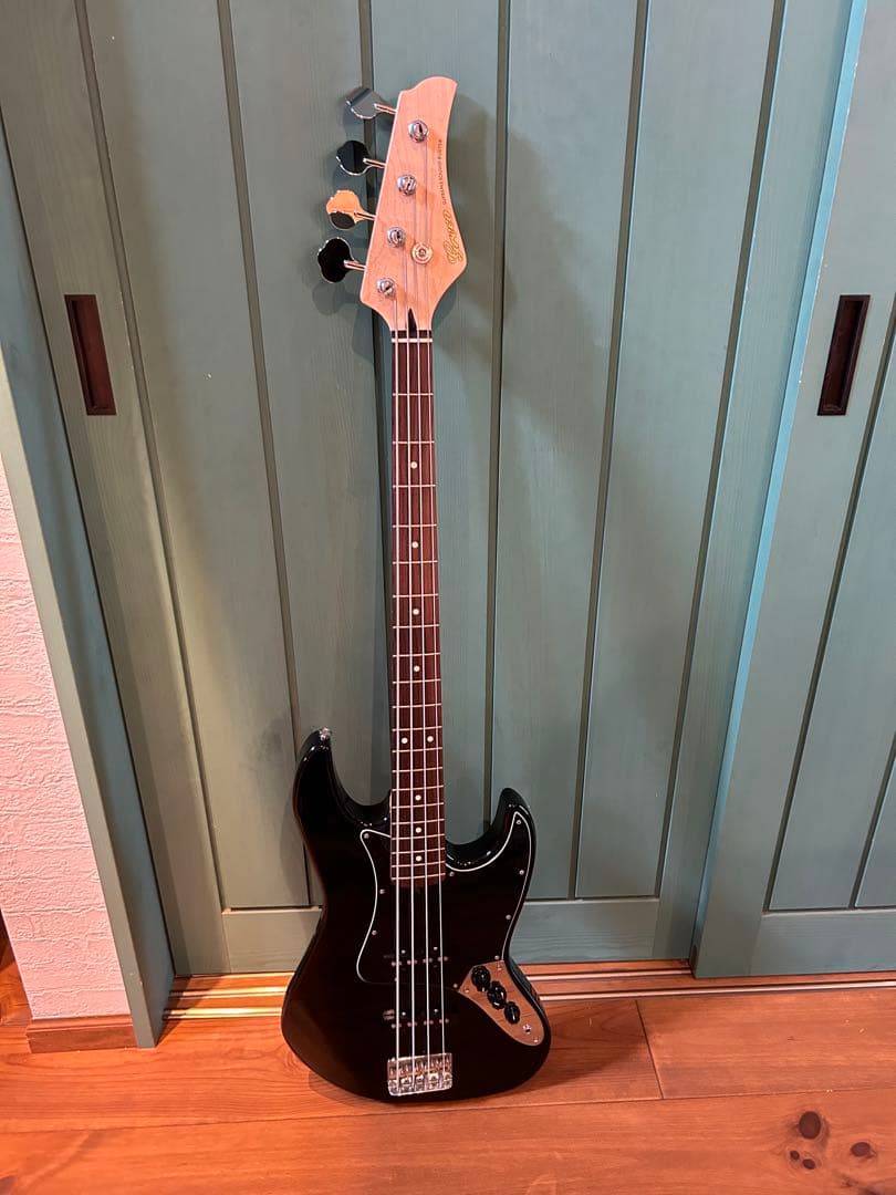 グレコ ベースギターWSB-STD ケース付き