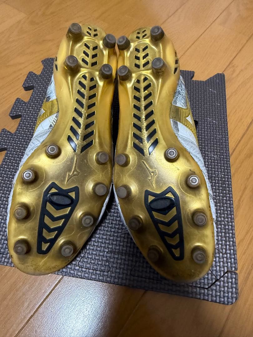 Mizuno Morelia Neo III セルヒオ・ラモス