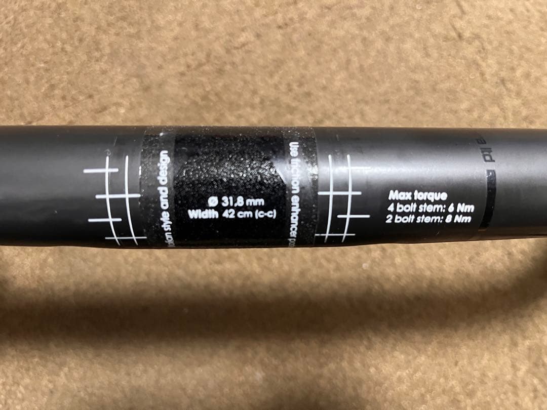 【美品】3T カーボンドロップハンドル420mm