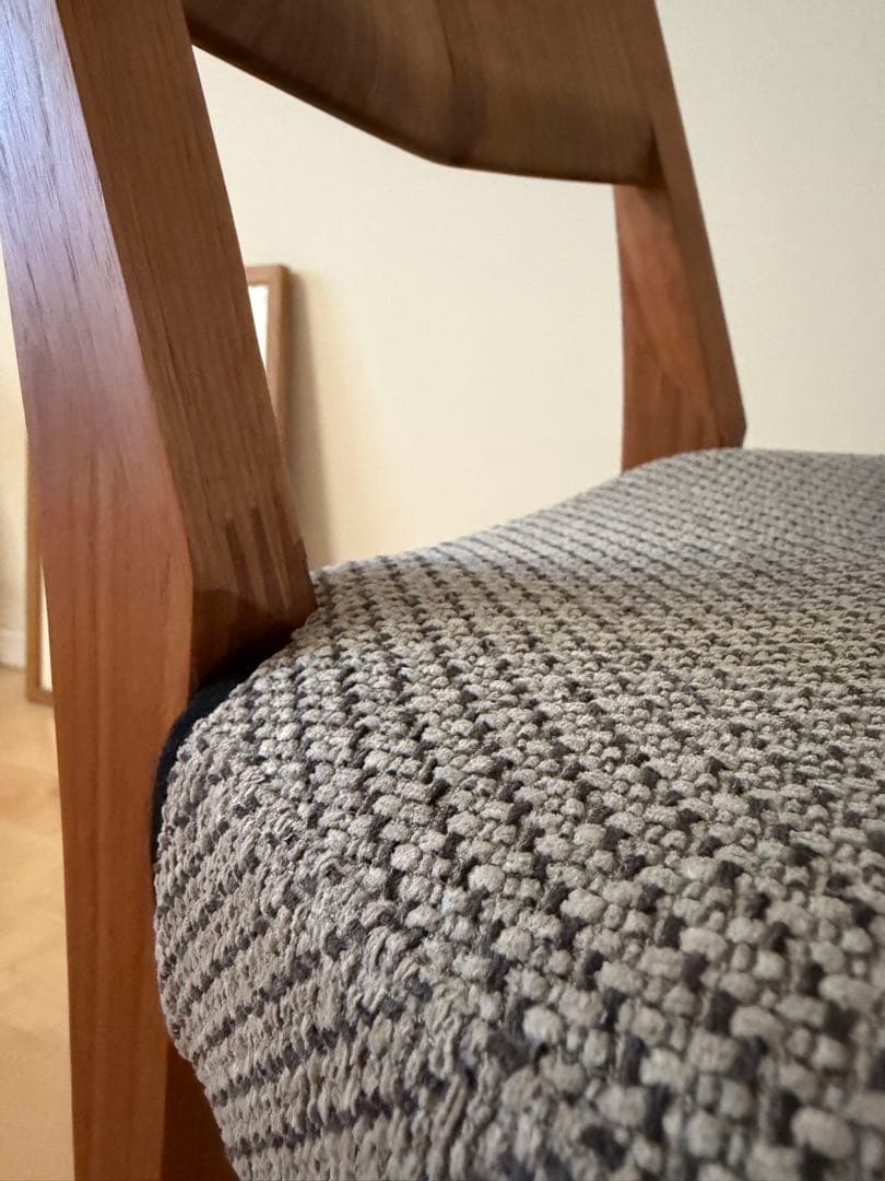 【カリモク家具】　ダイニングチェア③