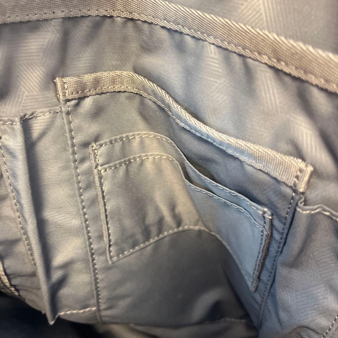 TUMI トゥミ　レディース　PC対応　ビジネス仕様リュック