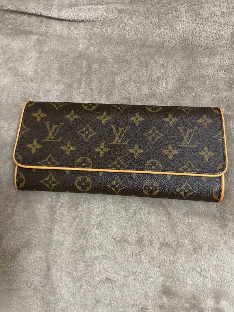 ルイヴィトン ポシェット Louis Vuitton