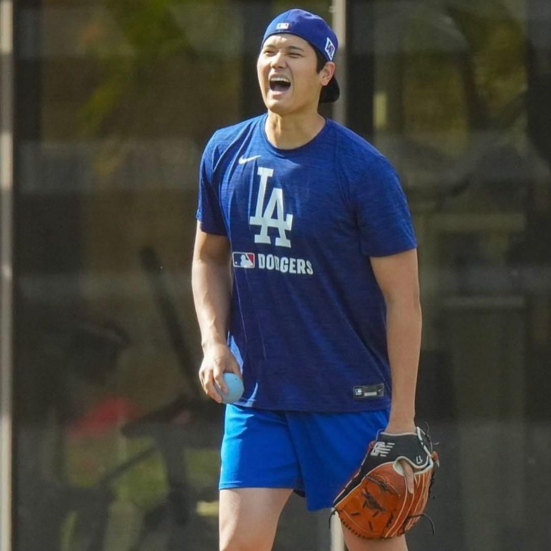 【新品】MLB 2025ドジャース　オーセンティックコレクション　選手着用モデル