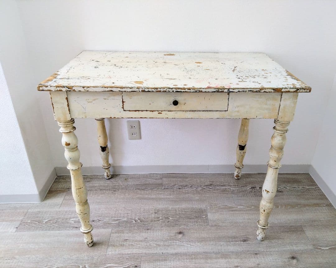 【送料込】フランス　アンティーク　テーブル　ミルクホワイト　机