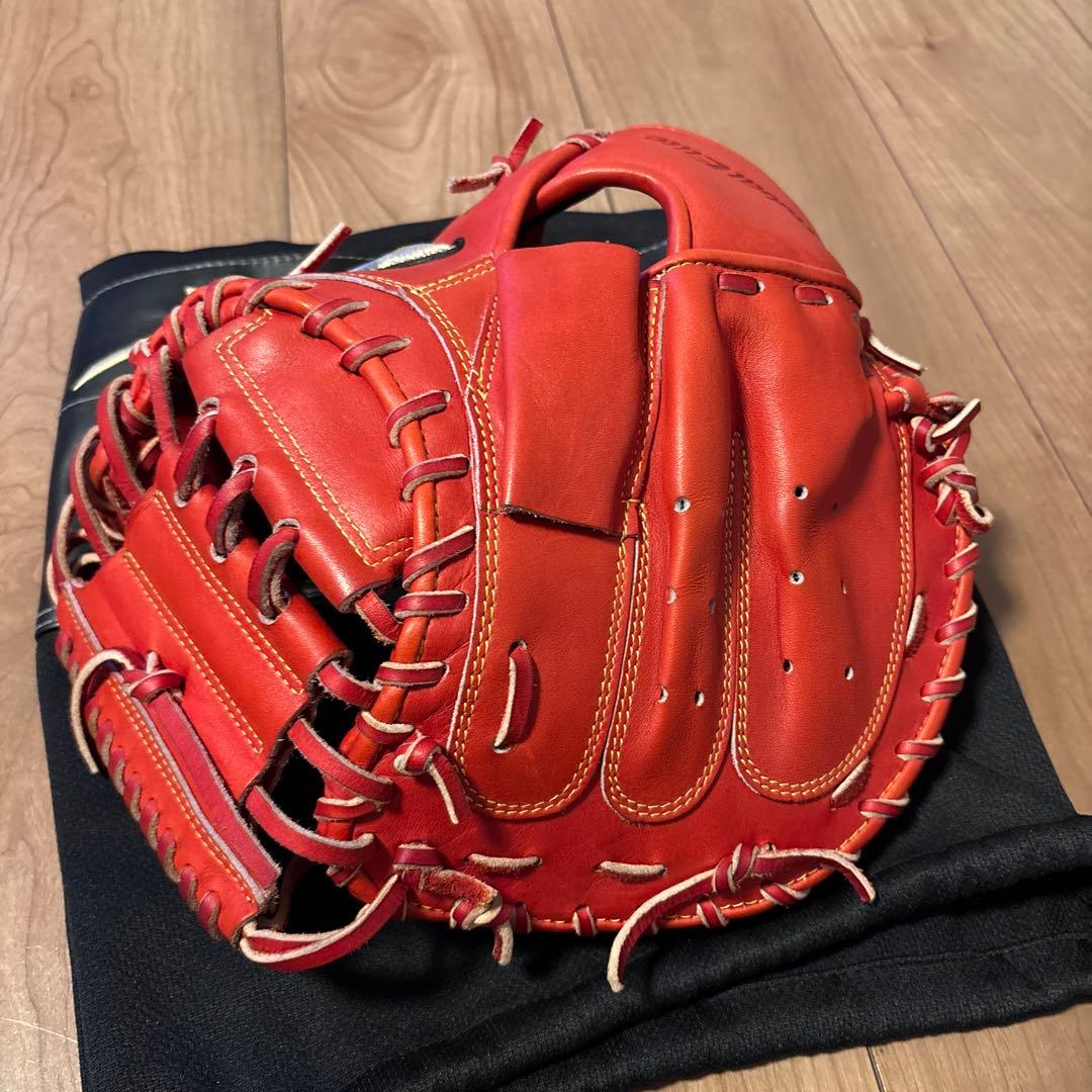 週末限定価格‼️早い者勝ち❗️硬式用キャッチャーミット袋付き