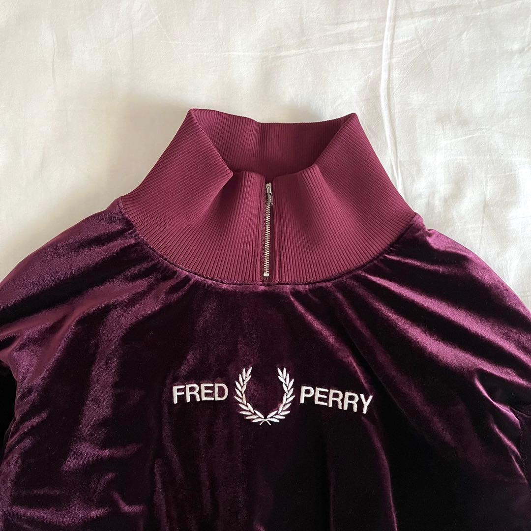 未使用級レア✳︎FRED PERRY ハーフジッププルオーバー　スウェット　ベロア