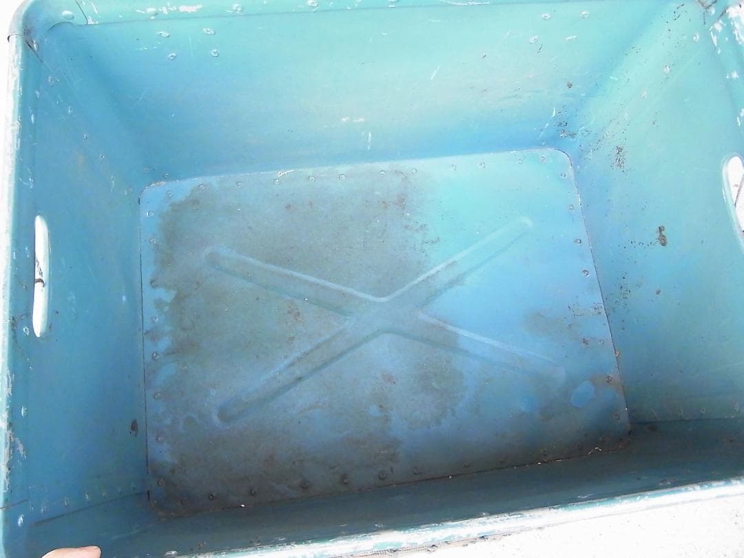 は*ん様 当時もの　牛乳石鹸　ボテ箱　シャンプー　使用品　バイク荷台などに