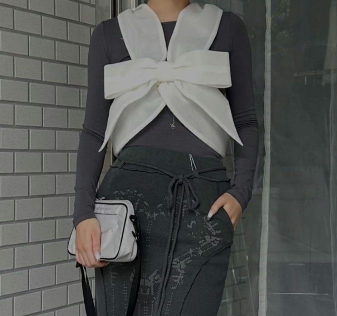 トップス HerPraha Ribbon Top