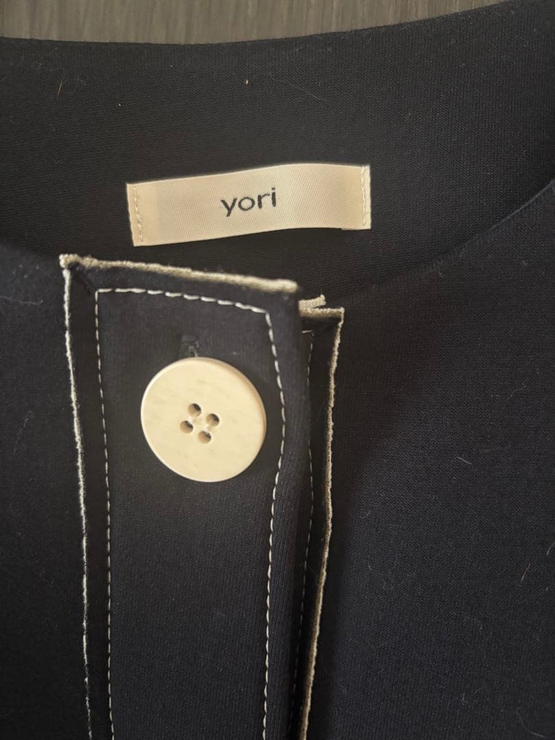 yori ボンディングショートジャケット