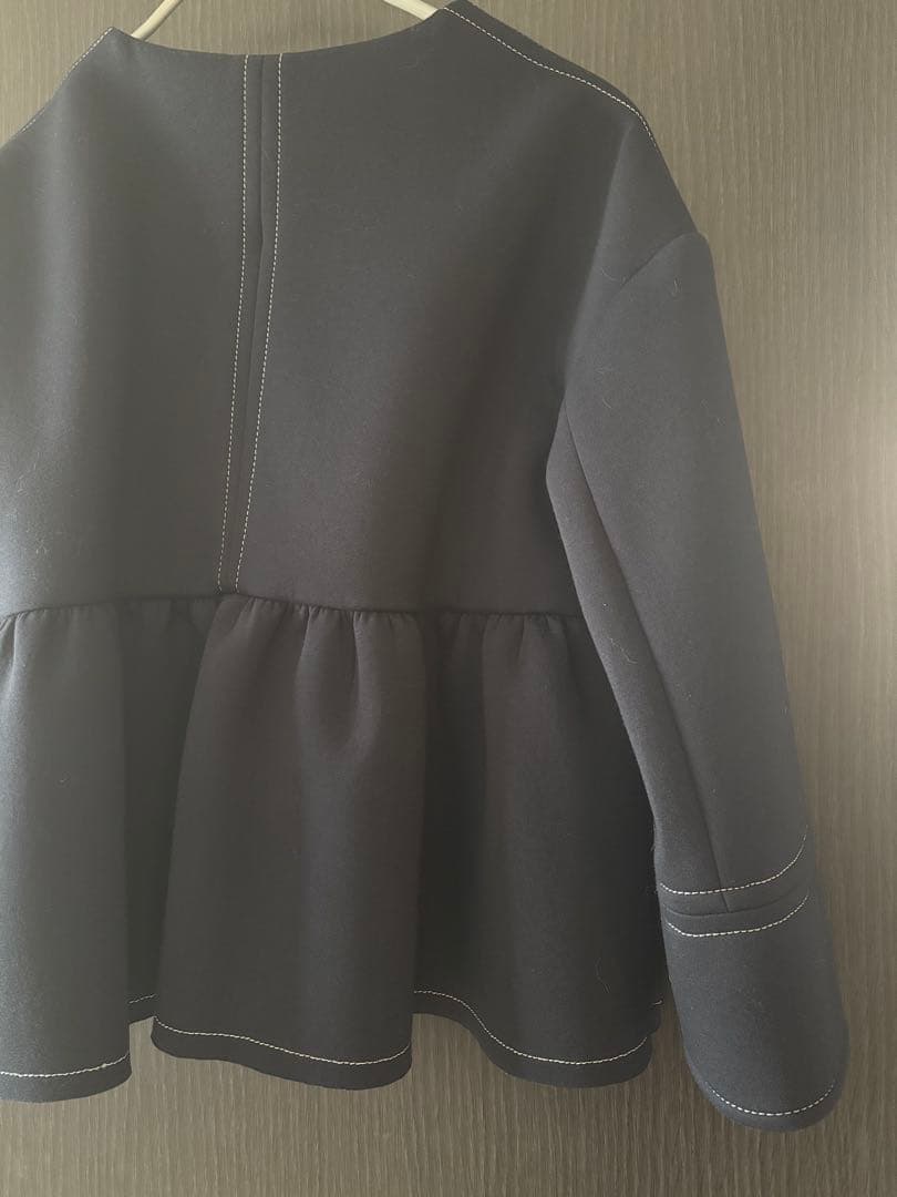 yori ボンディングショートジャケット