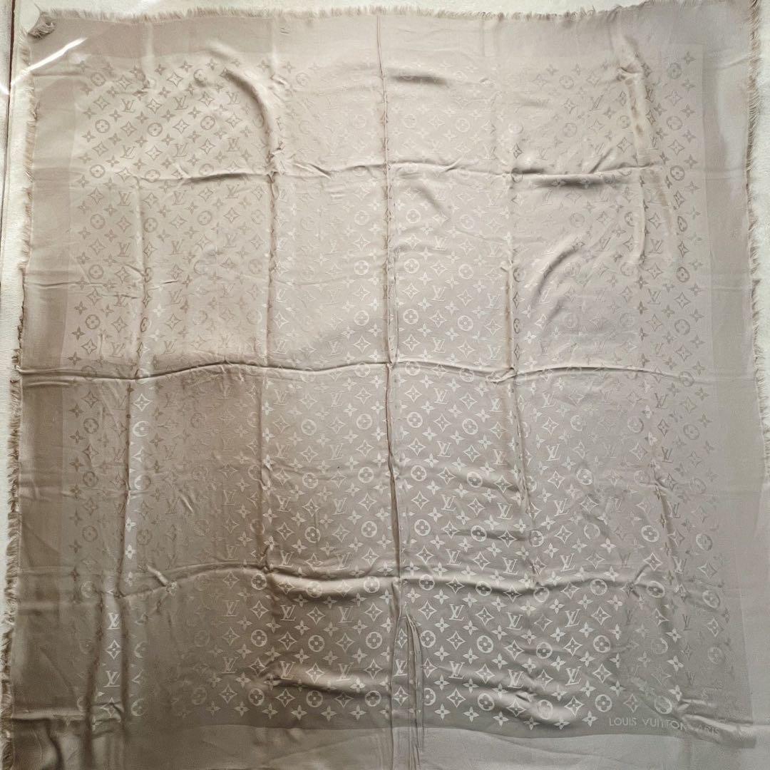 ルイヴィトン モノグラム ショール ストール シルク　ベージュ　大判