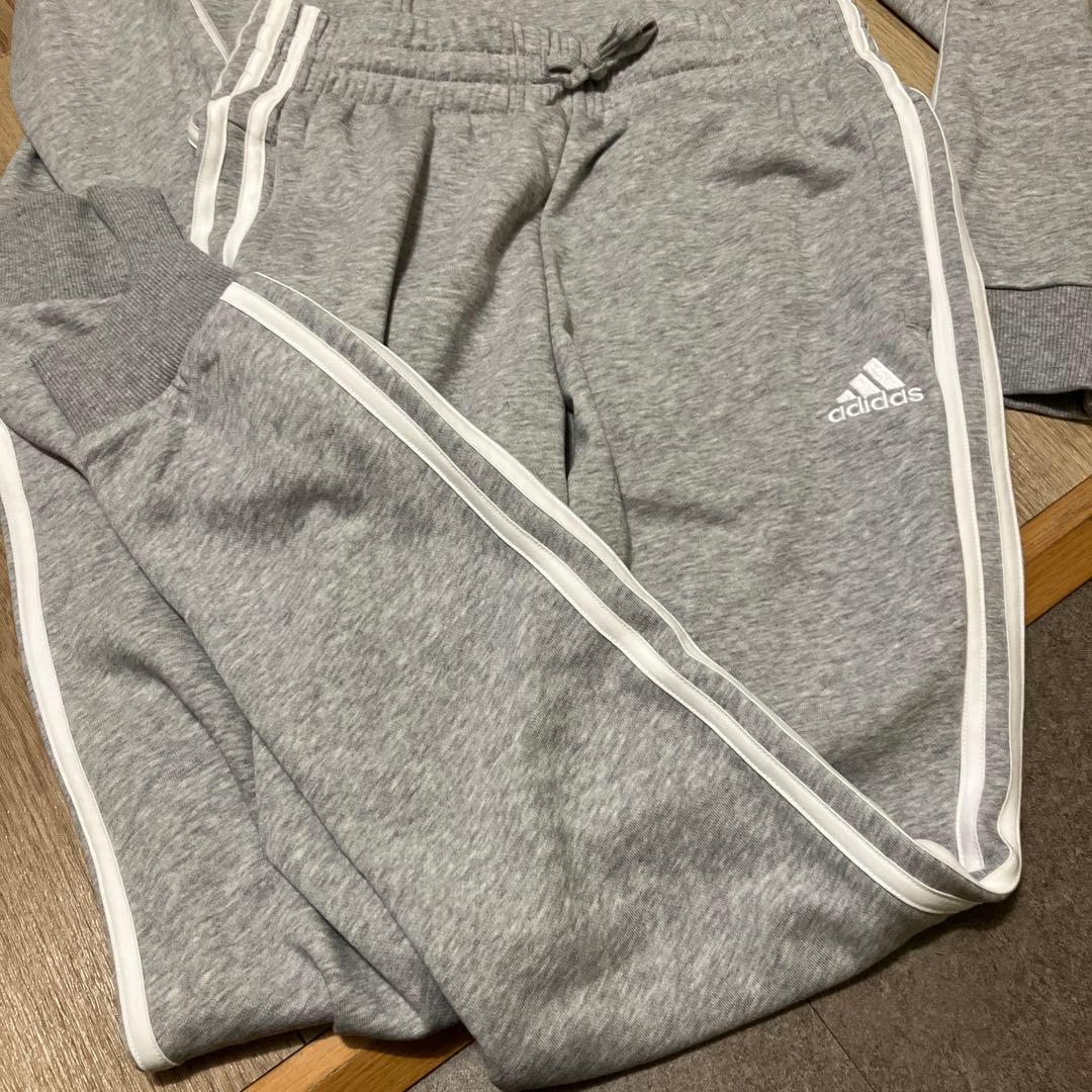 adidasスエット上下レディースLくらい