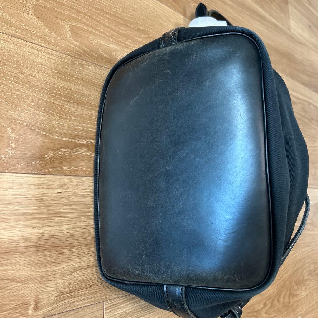 ブレディ　ショルダーバッグ　巾着