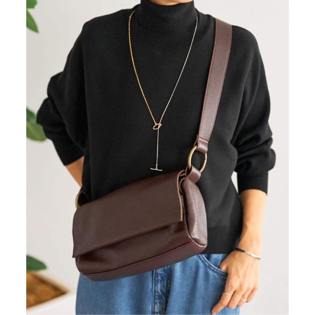 入手困難　BEARDSLEY　ショルダーバッグ　ボディーバック　ビアズリー