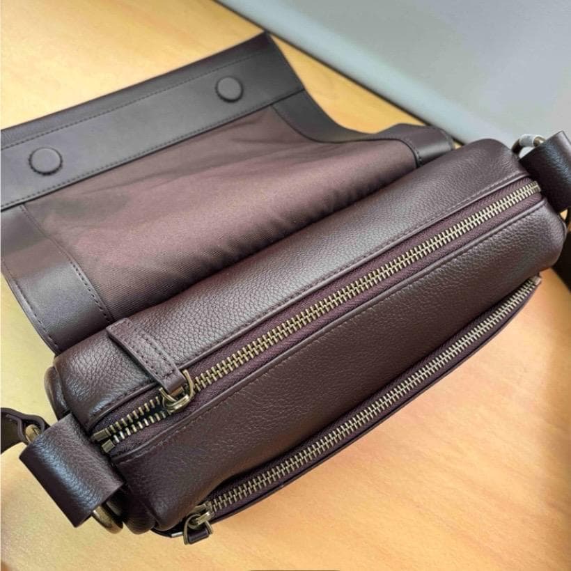 入手困難　BEARDSLEY　ショルダーバッグ　ボディーバック　ビアズリー