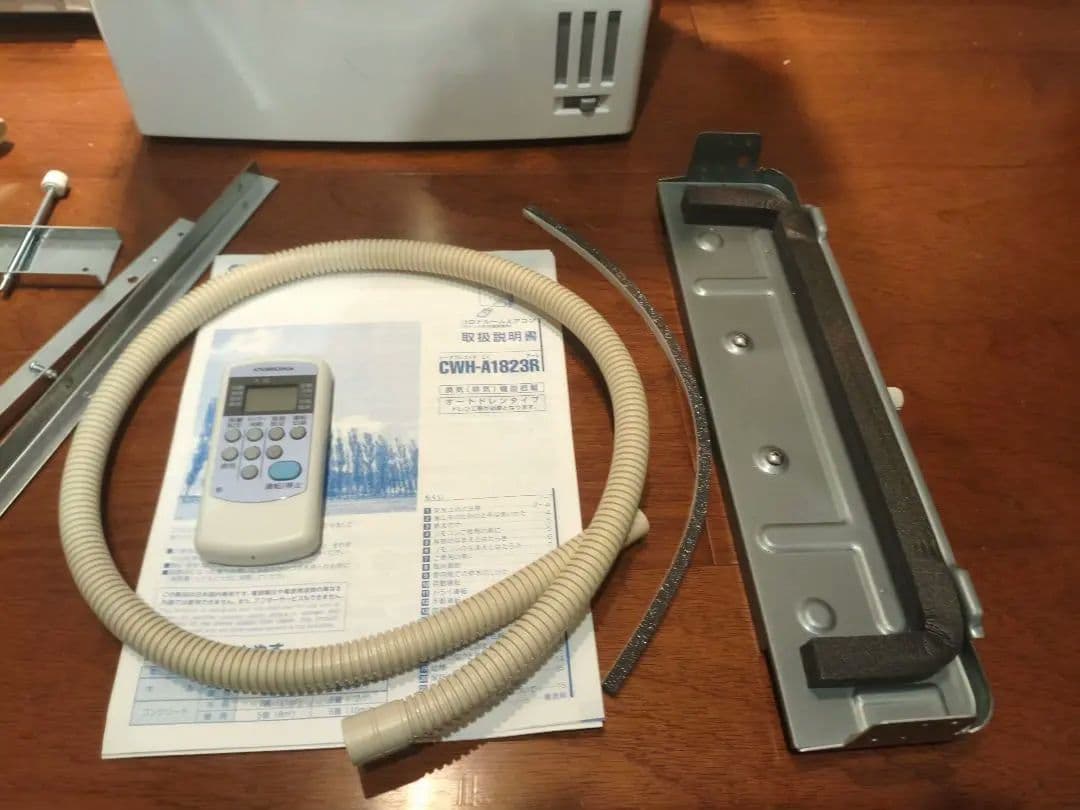 美品 コロナ CWH-A1823R リララ ウインドエアコン 窓用エアコン 冷暖