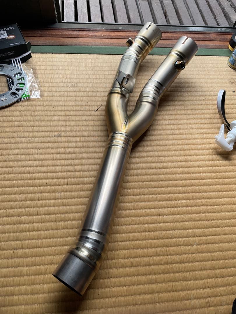 値下げ！yzf-r1 mt-10 チタンリンクパイプ　ピンクファクトリー　美品