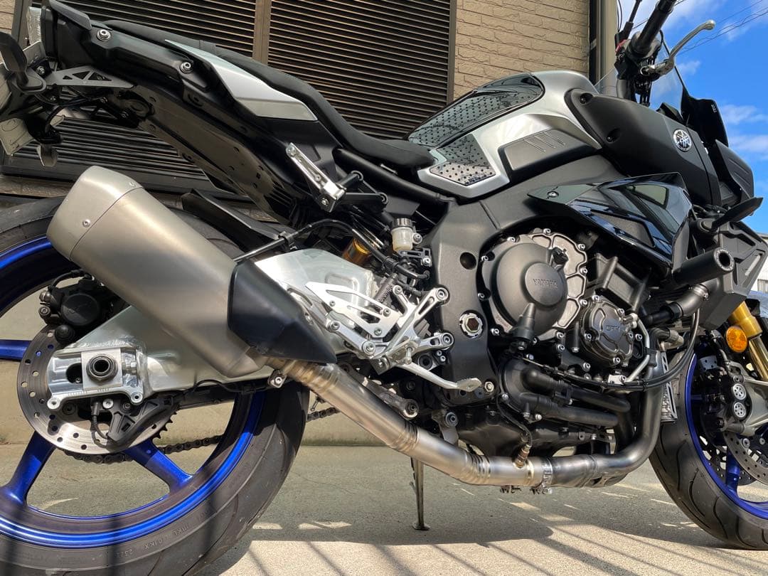 値下げ！yzf-r1 mt-10 チタンリンクパイプ　ピンクファクトリー　美品